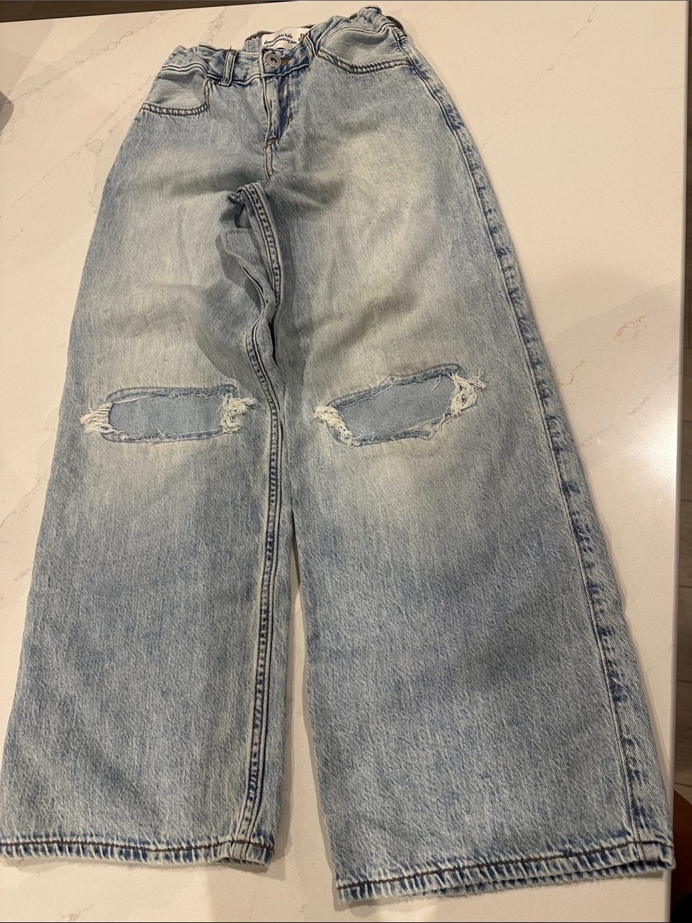 abercrombie kids light blue high rise ultra wide leg jeans size 9/10 girls